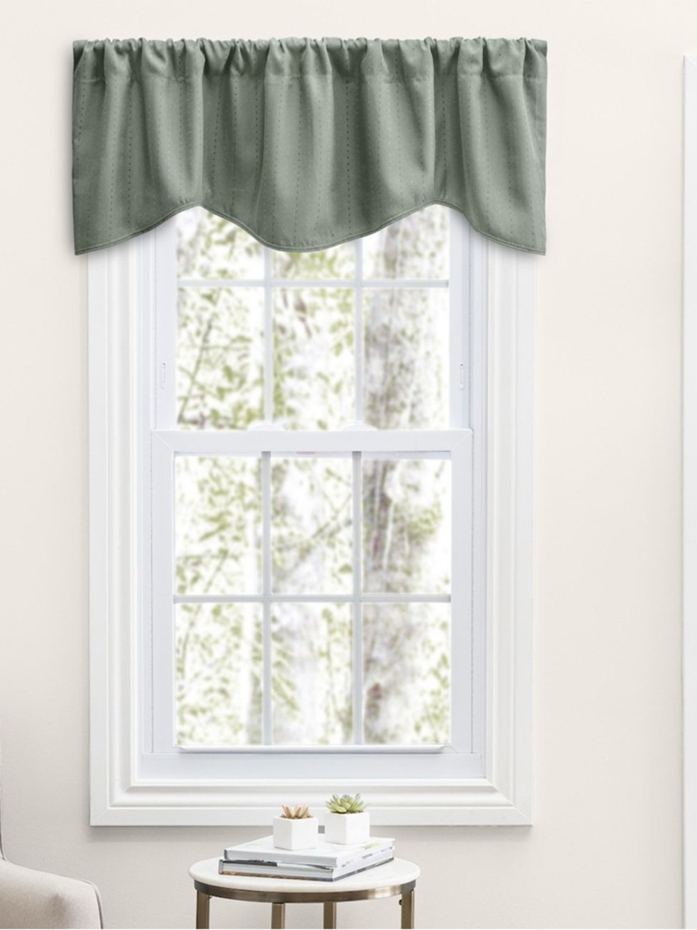 Ricardo Grand Pointe Green Sheer Rod Pocket Valance 54x17 Polyester